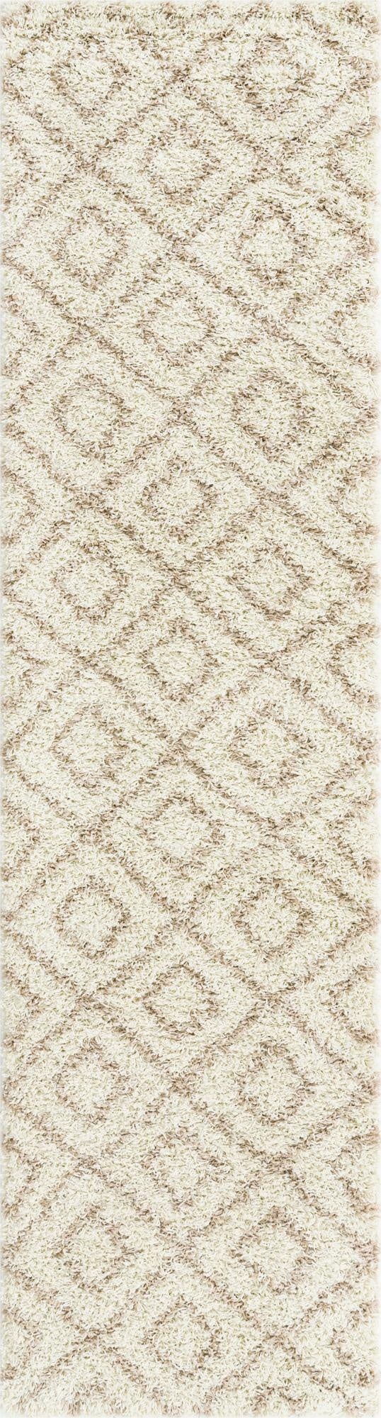  2' 7 x 10' Lattice Shag Runner Rug