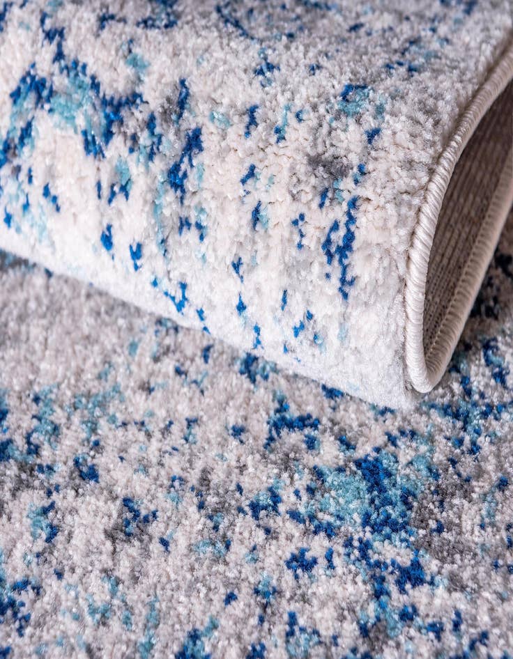 Detail image of 2' 2 x 6' Legacy Runner Rug