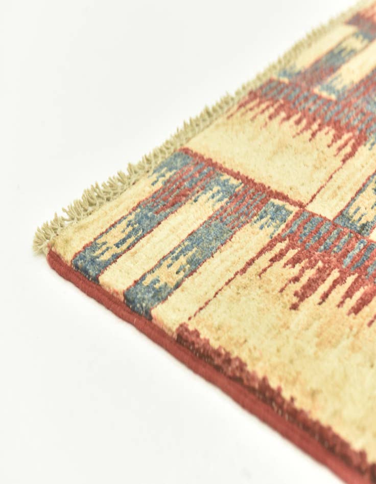 Detail image of  2' 9 x 9' 6  Hand Knotted Modern Ziegler Runner Rug