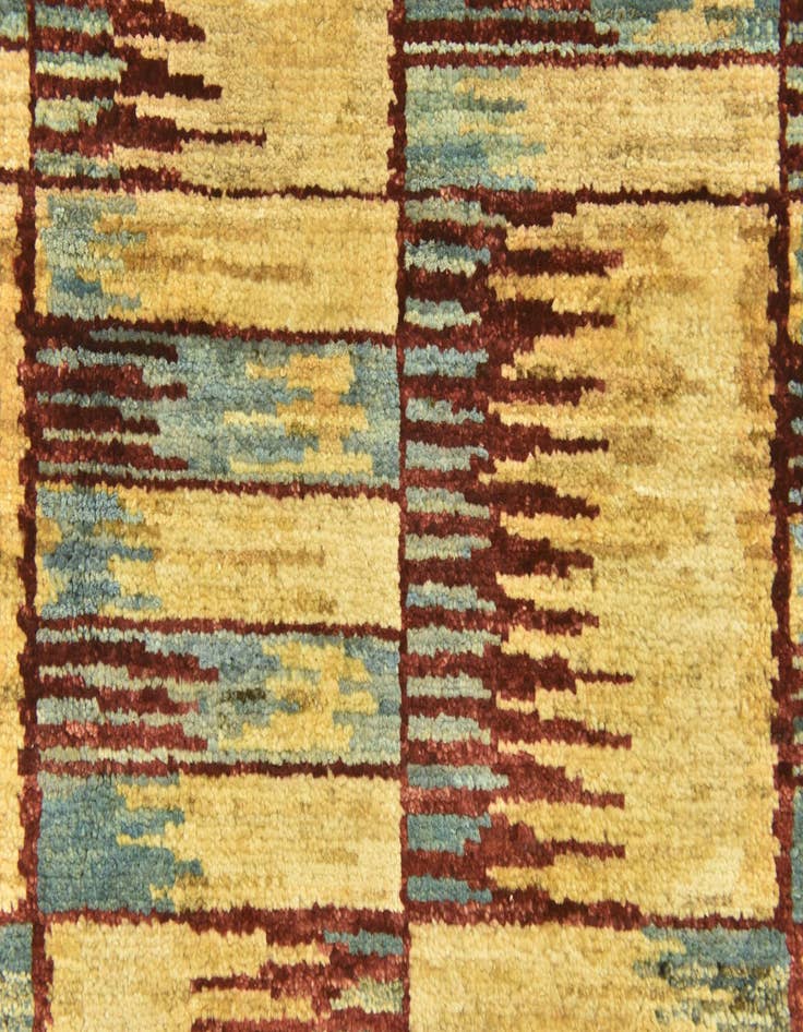 Detail image of  2' 8 x 9' 6  Hand Knotted Modern Ziegler Runner Rug