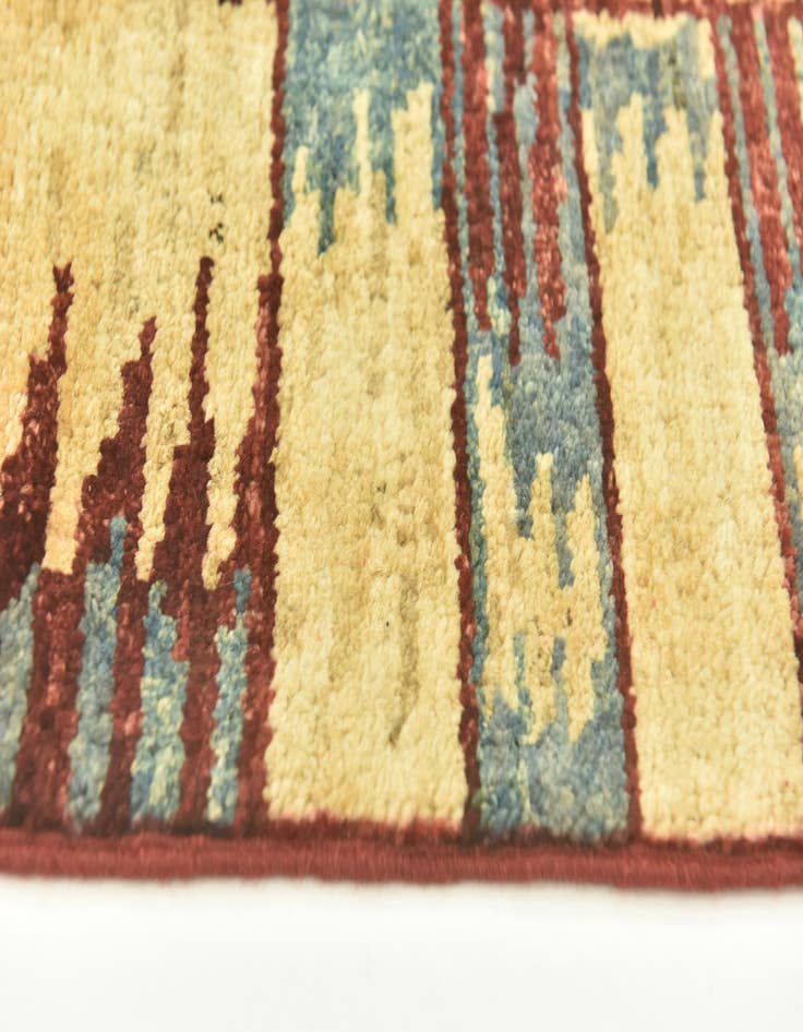 Detail image of  2' 8 x 9' 6  Hand Knotted Modern Ziegler Runner Rug