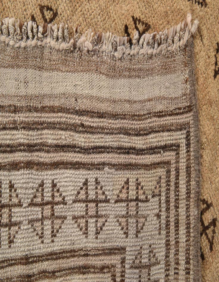 Detail image of  4' 8 x 9' 8  Hand Knotted Moroccan Wool Runner Rug
