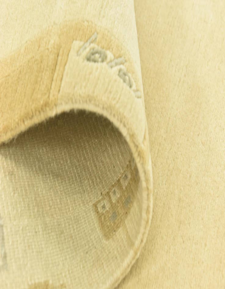 Detail image of  2' 4 x 4' 7  Hand Knotted Nepal Wool Runner Rug