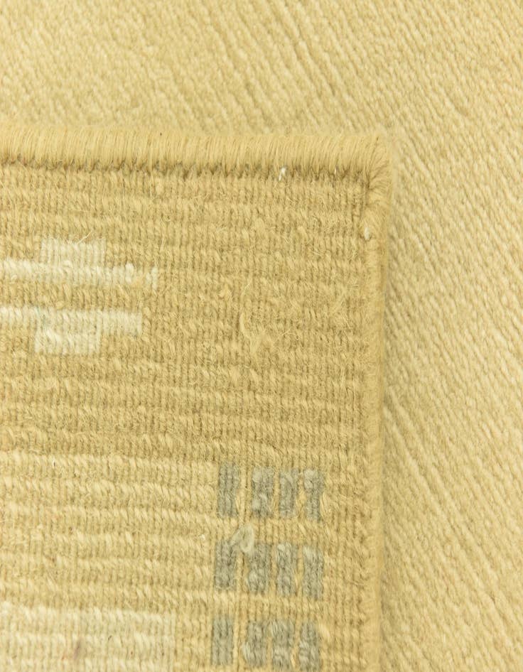 Detail image of  2' 4 x 4' 7  Hand Knotted Nepal Wool Runner Rug