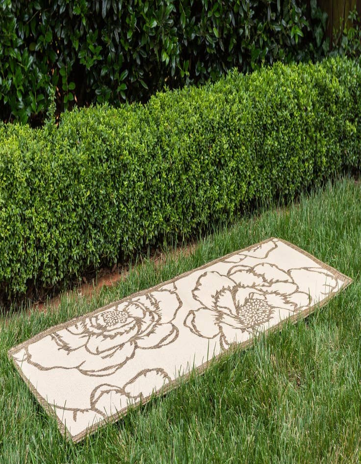 Detail image of 2' 2 x 6' Washable Botanical Indoor / Outdoor Runner Rug