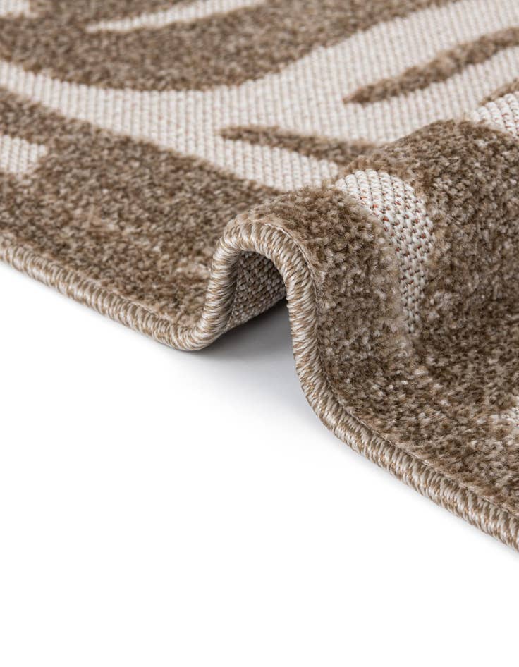 Detail image of  2' x 6'  Washable Botanical Indoor / Outdoor Runner Rug