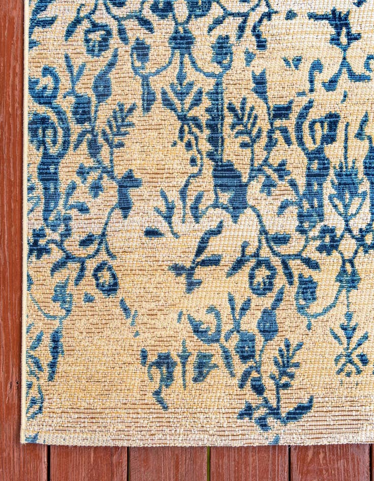 Detail image of  2' 7 x 5' 3  Washable Botanical Indoor / Outdoor Runner Rug