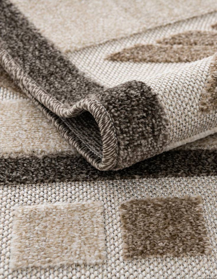 Detail image of  2' x 6'  Washable Modern Indoor / Outdoor Runner Rug