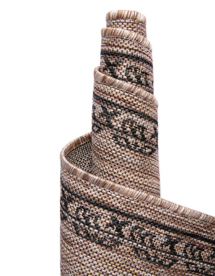 Detail image of  2' x 6'  Washable Traditional Indoor / Outdoor Runner Rug