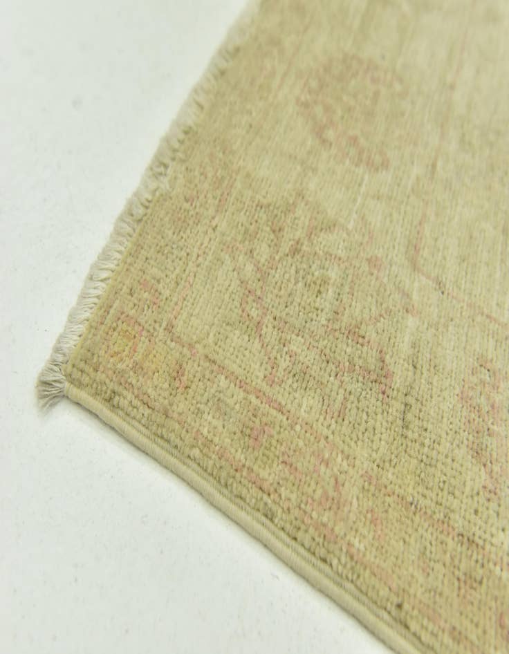 Detail image of  2' 7 x 8'  Hand Knotted Peshawar Ziegler Runner Rug