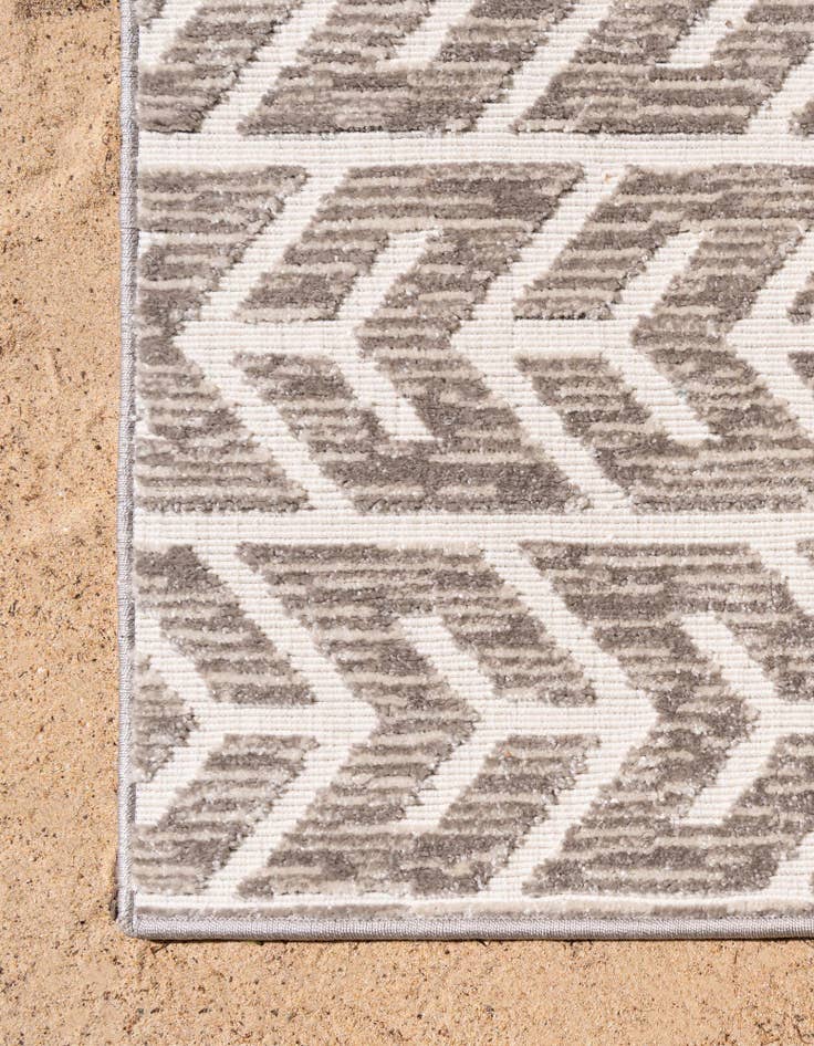 Detail image of  2' x 8'  Washable Sabrina Soto Aston Indoor / Outdoor Runner Rug