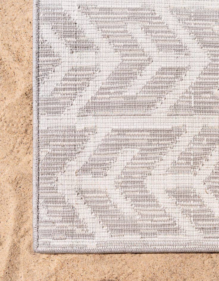Detail image of  2' x 8'  Washable Sabrina Soto Aston Indoor / Outdoor Runner Rug