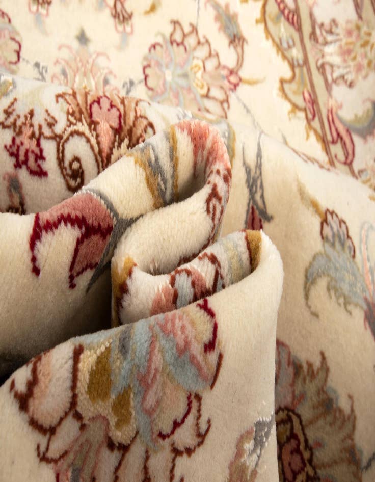 Detail image of  2' 8 x 7' 4 Tabriz Runner Rug