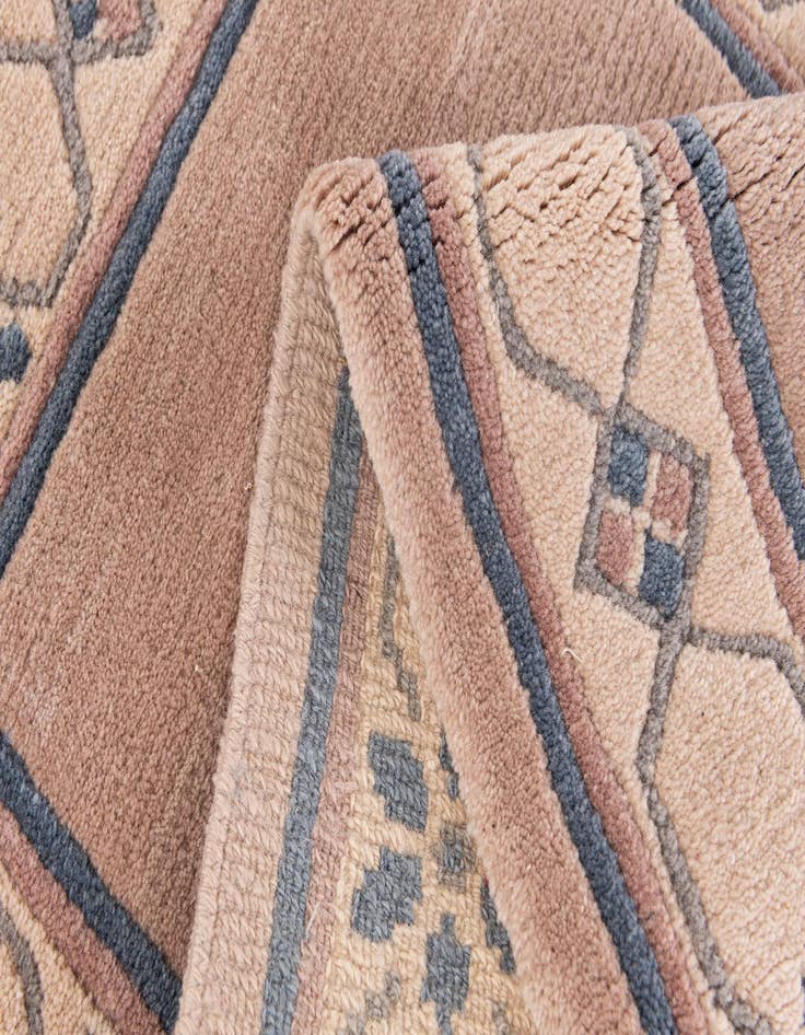 Detail image of  2' 5 x 4' 8  Hand Knotted Tibet Wool Runner Rug