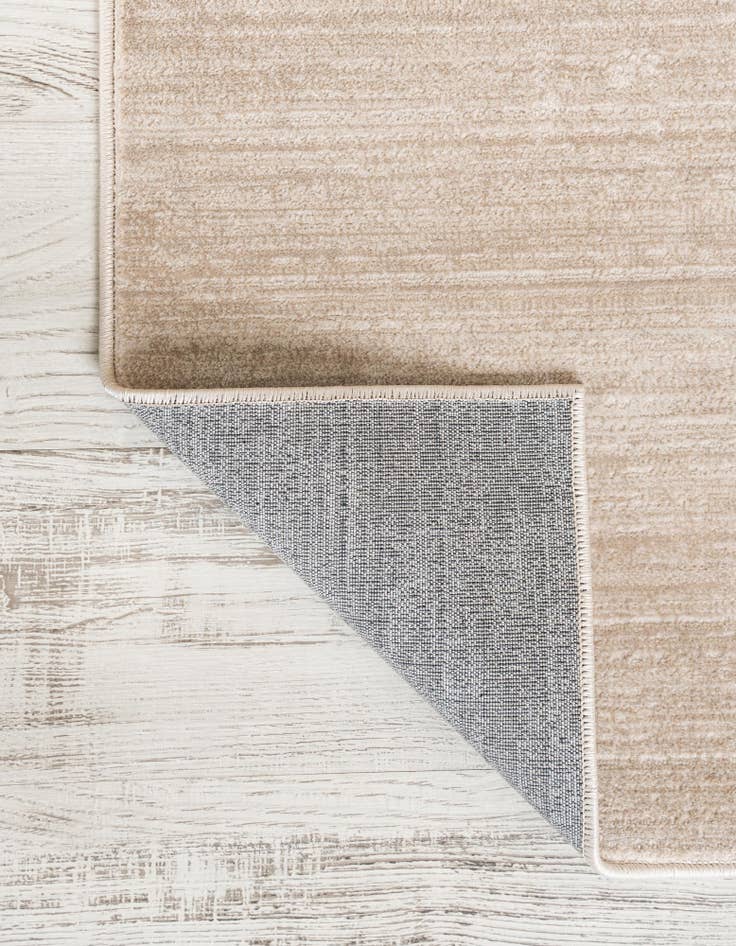 Detail image of Jill Zarin 2' 7 x 14' Uptown Madison Avenue Runner Rug