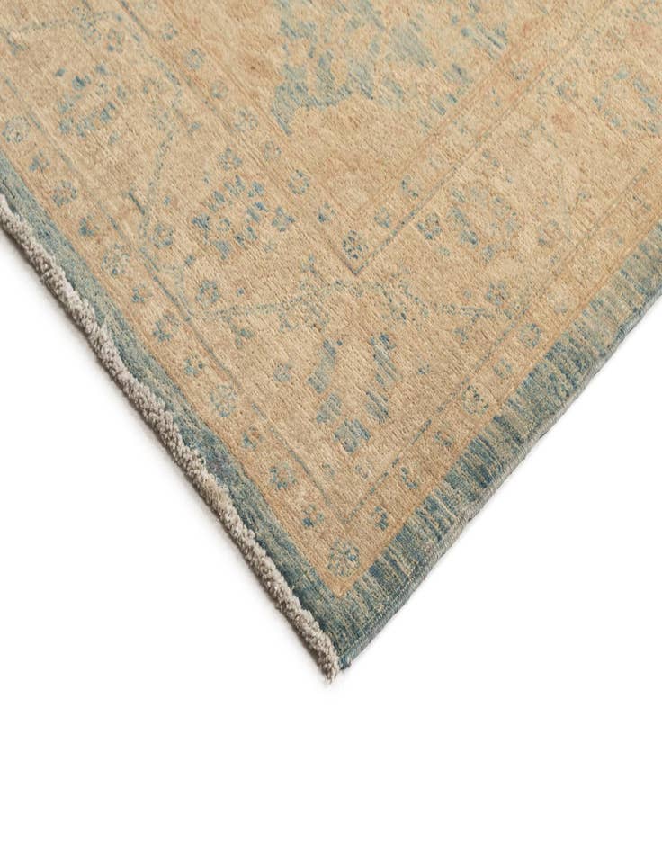 Detail image of  4' x 27' 8 Ziegler Wool Runner Rug
