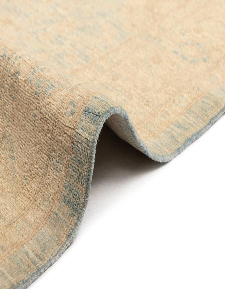 Detail image of  4' x 27' 8 Ziegler Wool Runner Rug