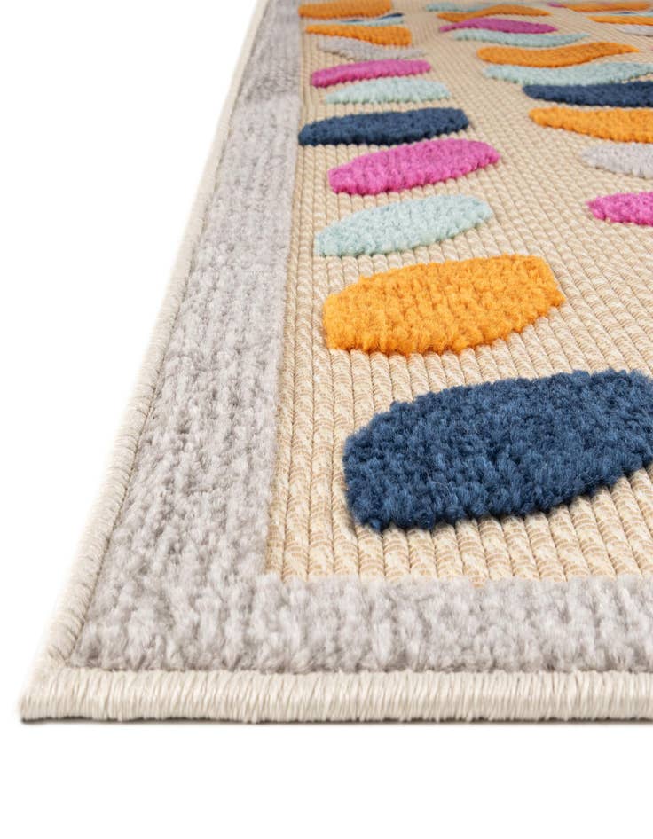 Detail image of  7' 10 x 7' 10  Washable Aruba Indoor / Outdoor Square Rug