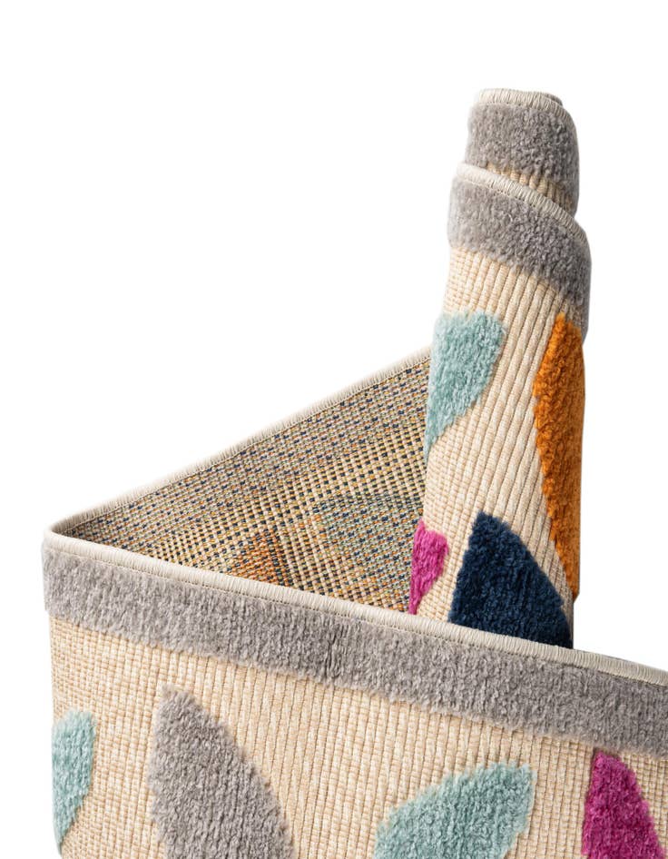 Detail image of  7' 10 x 7' 10  Washable Aruba Indoor / Outdoor Square Rug