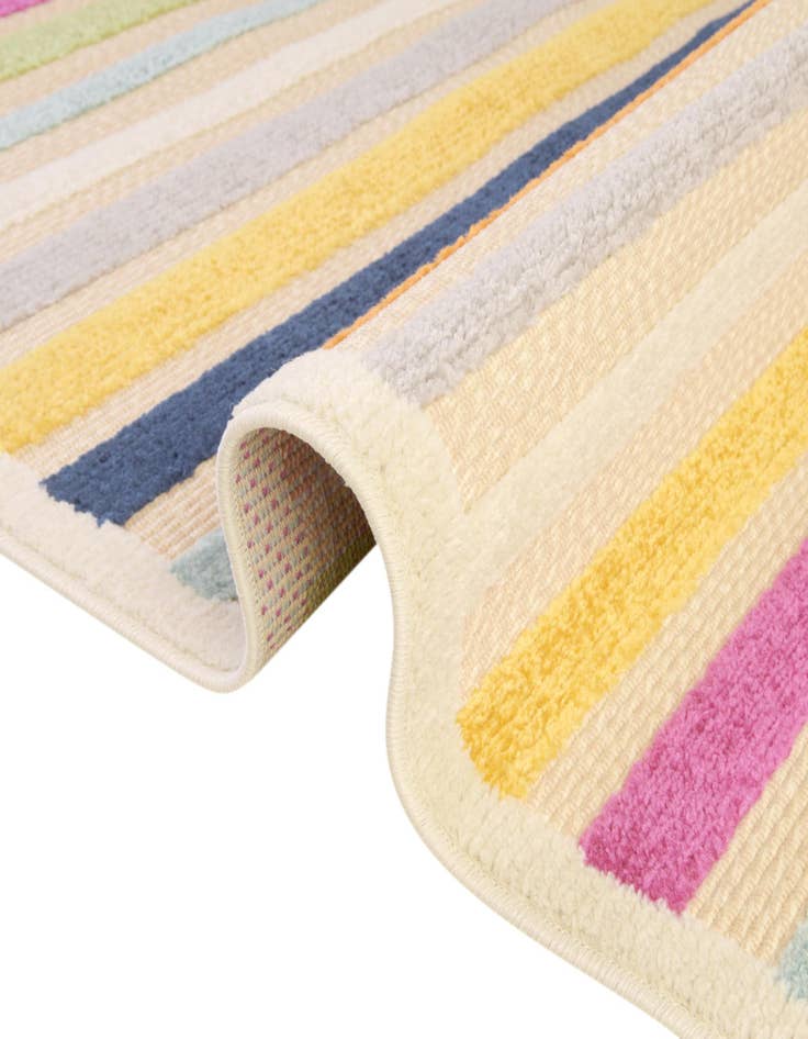 Detail image of  5' 3 x 5' 3  Washable Aruba Indoor / Outdoor Square Rug