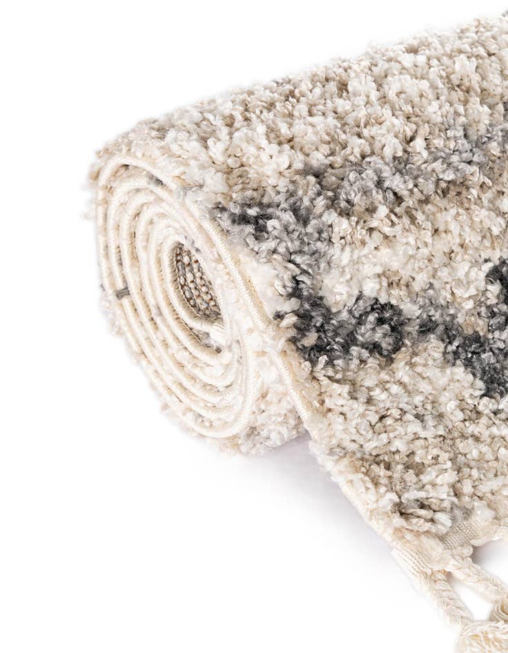 Detail image of  8' x 8' Athena Shag Square Rug