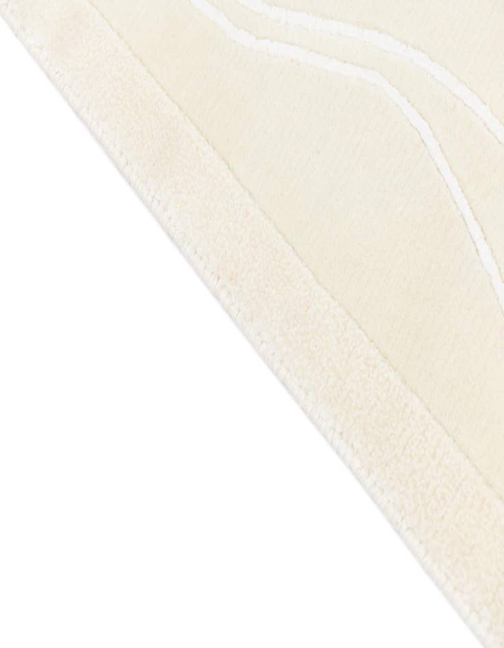 Detail image of  6' 11 x 7' 9  Hand Knotted Darya Wool Square Rug