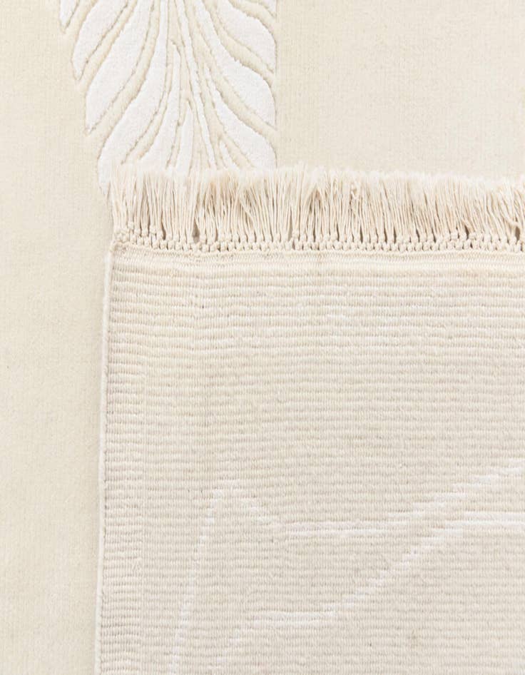 Detail image of  6' 11 x 7' 9  Hand Knotted Darya Wool Square Rug