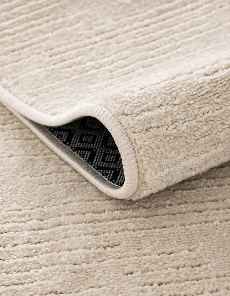 Detail image of  5' 3 x 5' 3 Essence Square Rug