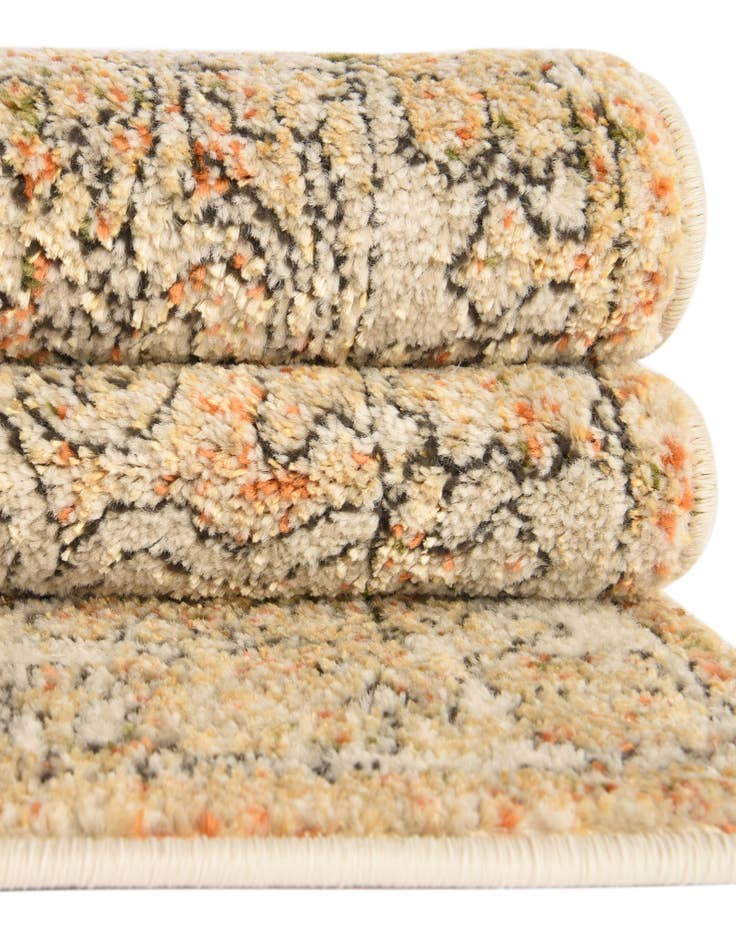 Detail image of  7' 10 x 7' 10 Isabella Square Rug