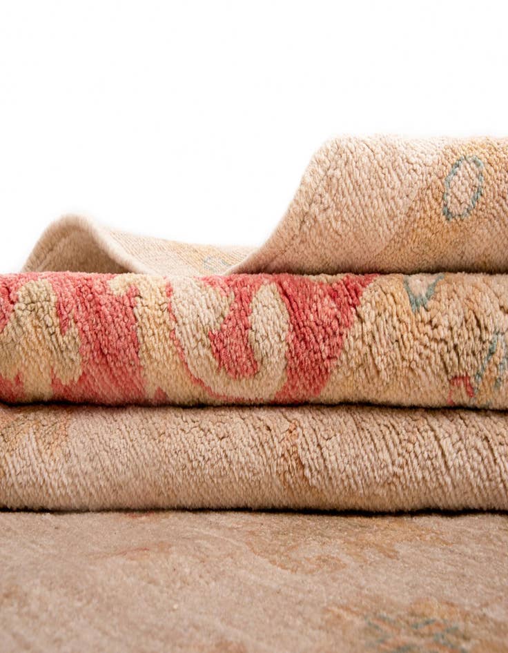 Detail image of  9' 8 x 9' 11 Kaizar Wool Square Rug