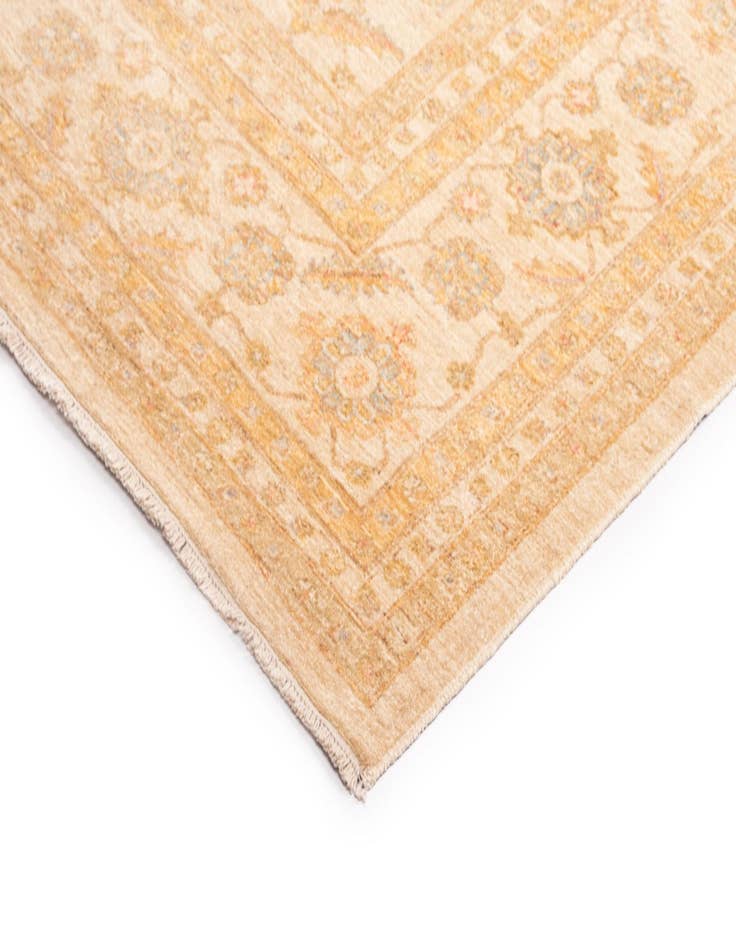 Detail image of  9' 7 x 9' 11 Kaizar Wool Square Rug