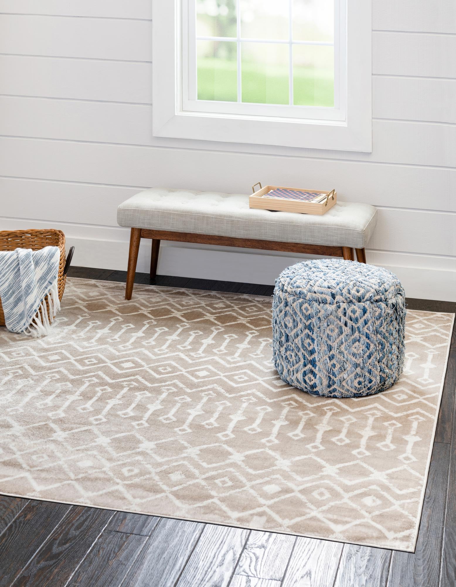 Rug Beige Swatch link