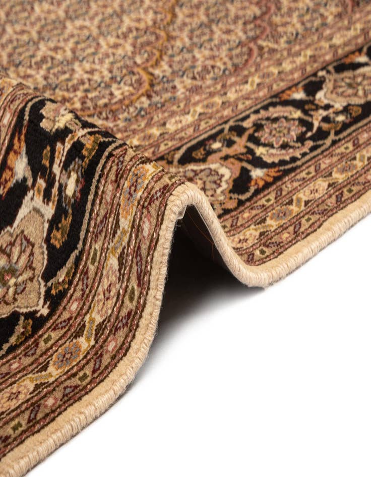 Detail image of  8' 2 x 8' 5 Kashan Wool Square Rug