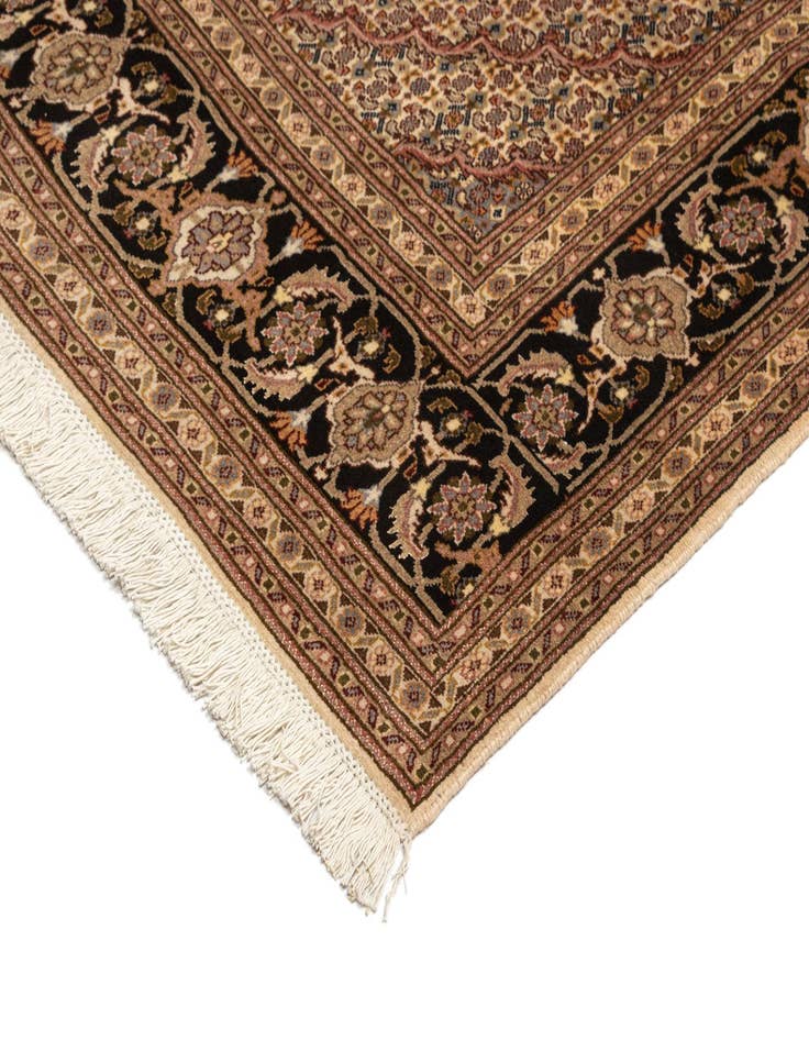 Detail image of  8' 2 x 8' 5 Kashan Wool Square Rug