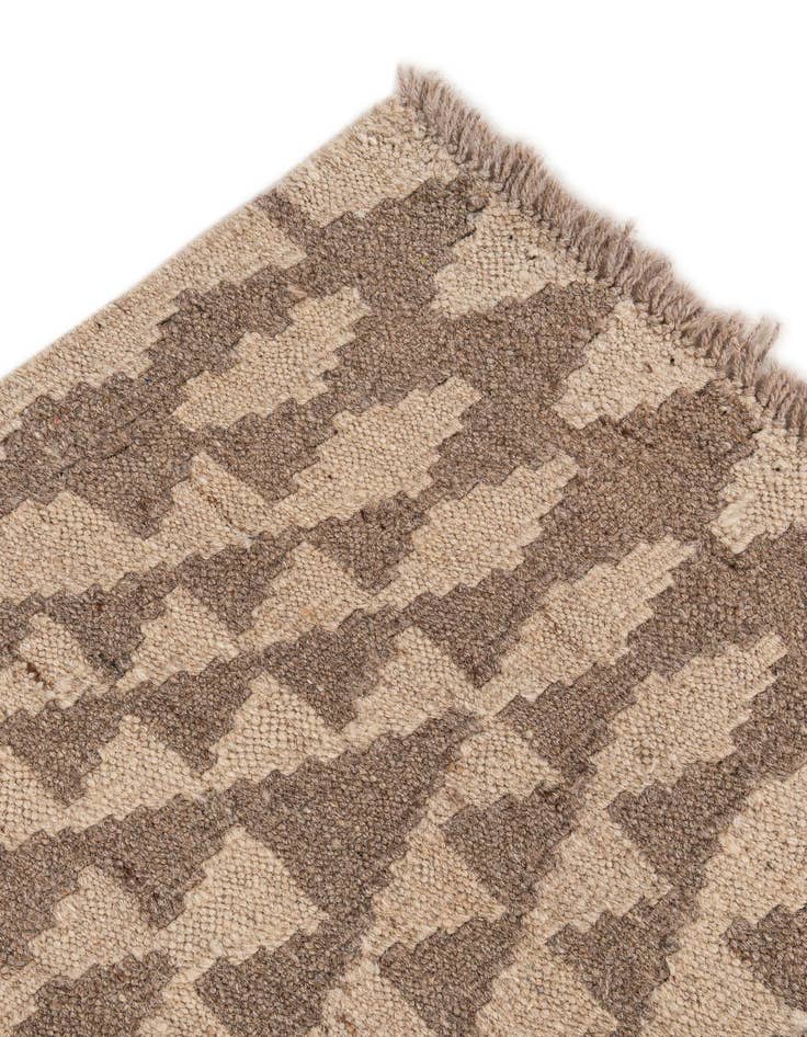 Detail image of  4' 9 x 5' 3  Hand Woven Kilim Maymana Wool Square Rug