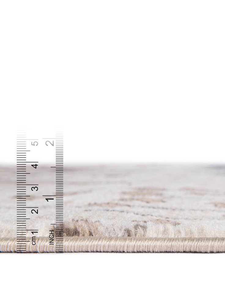 Detail image of  7' 10 x 7' 10 Laguna Square Rug