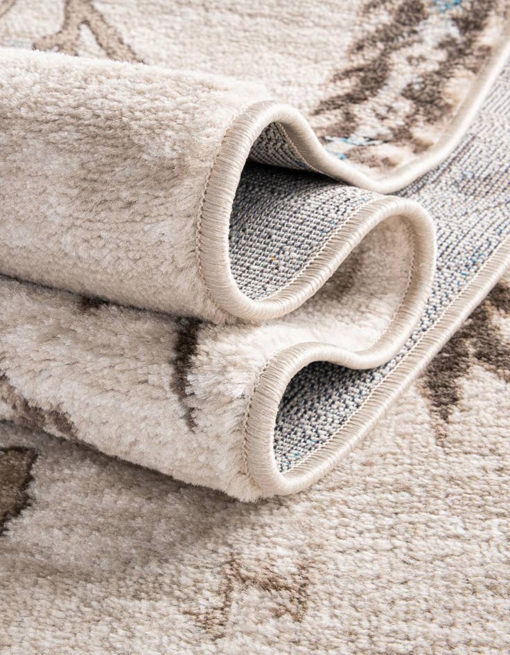 Detail image of  7' 10 x 7' 10 Laguna Square Rug