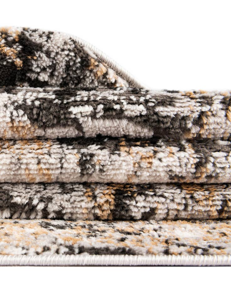 Detail image of  5' 3 x 5' 3 Leipzig Square Rug