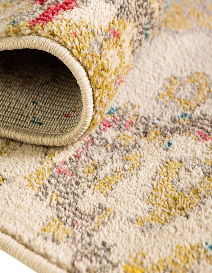 Detail image of  6' x 6'  Washable Mesa Square Rug