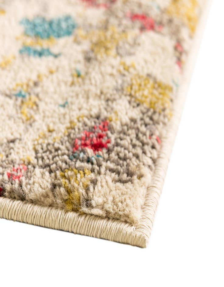 Detail image of  6' x 6'  Washable Mesa Square Rug