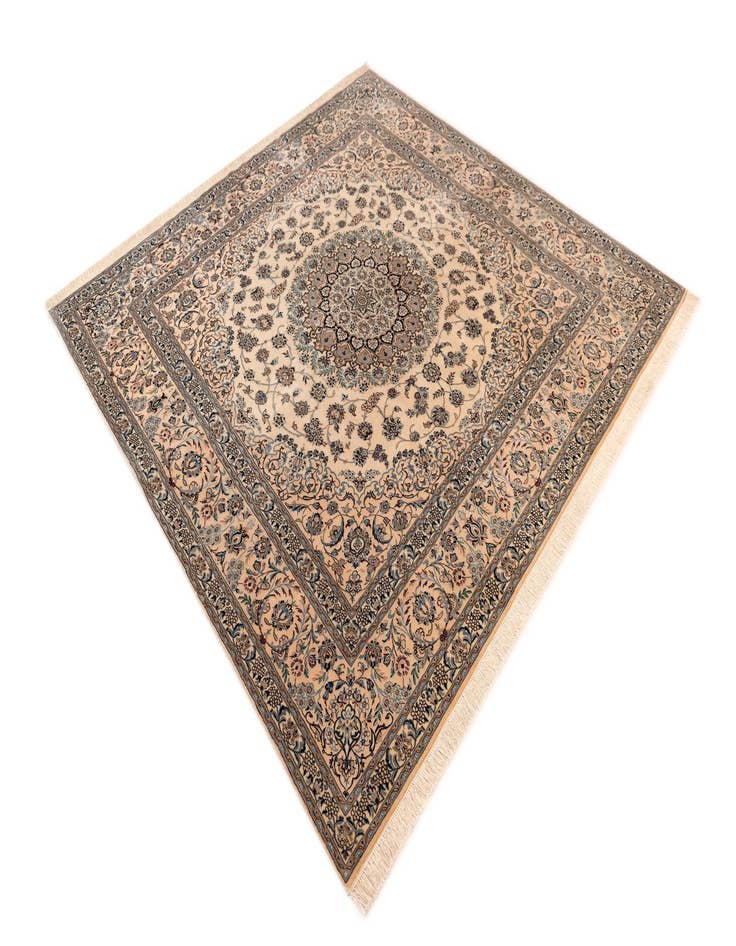 Detail image of  6' 9 x 6' 11 Nain Square Rug