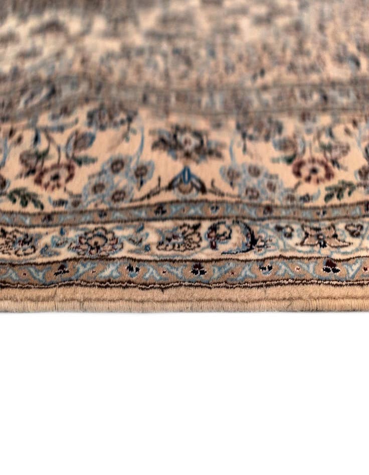 Detail image of  6' 7 x 6' 8 Nain Square Rug