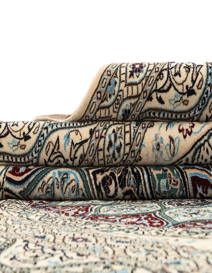 Detail image of  8' 6 x 8' 6 Nain Square Rug