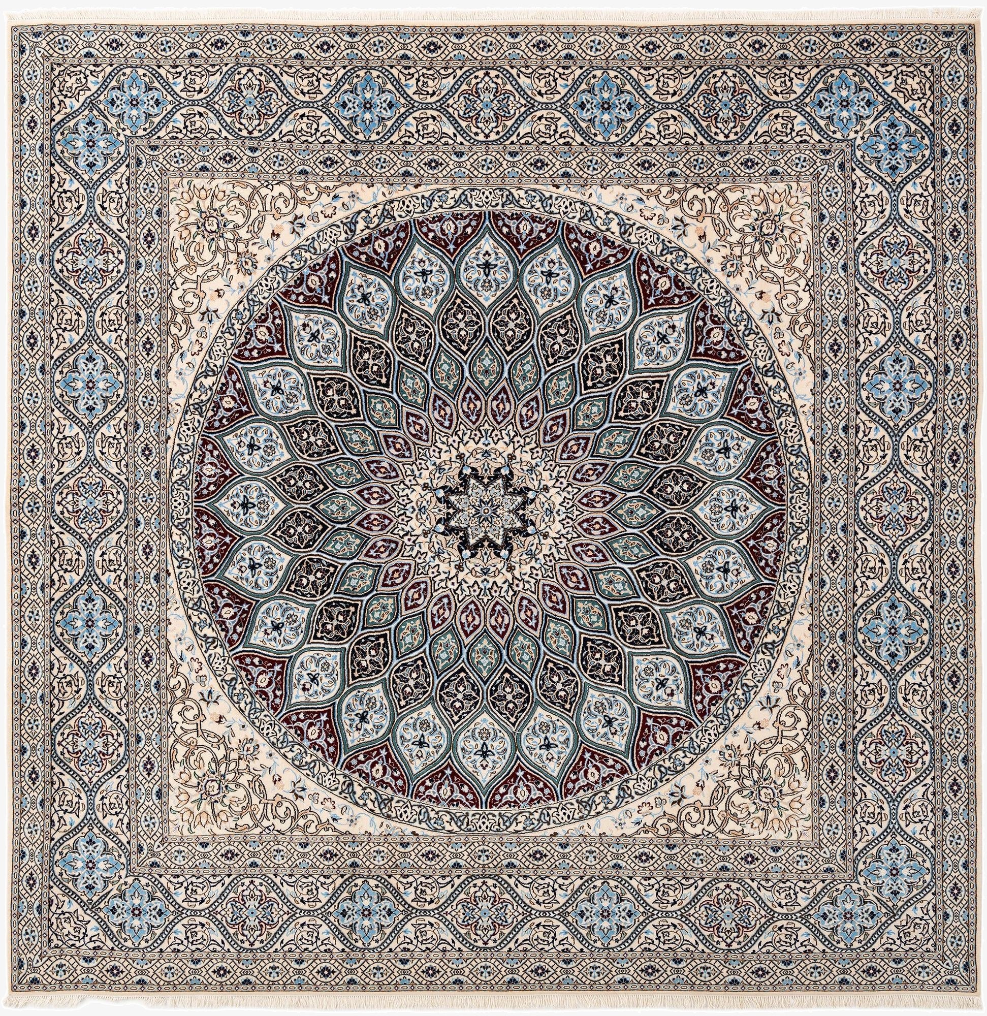  8' 6 x 8' 6 Nain Square Rug