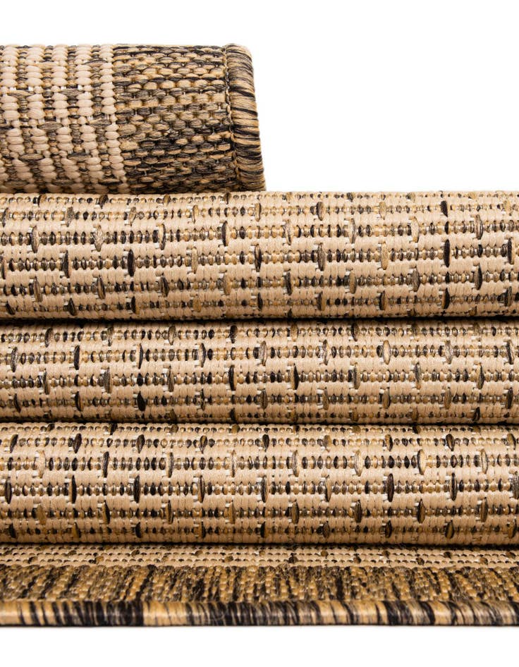 Detail image of 6' x 6' Washable Border Indoor / Outdoor Square Rug