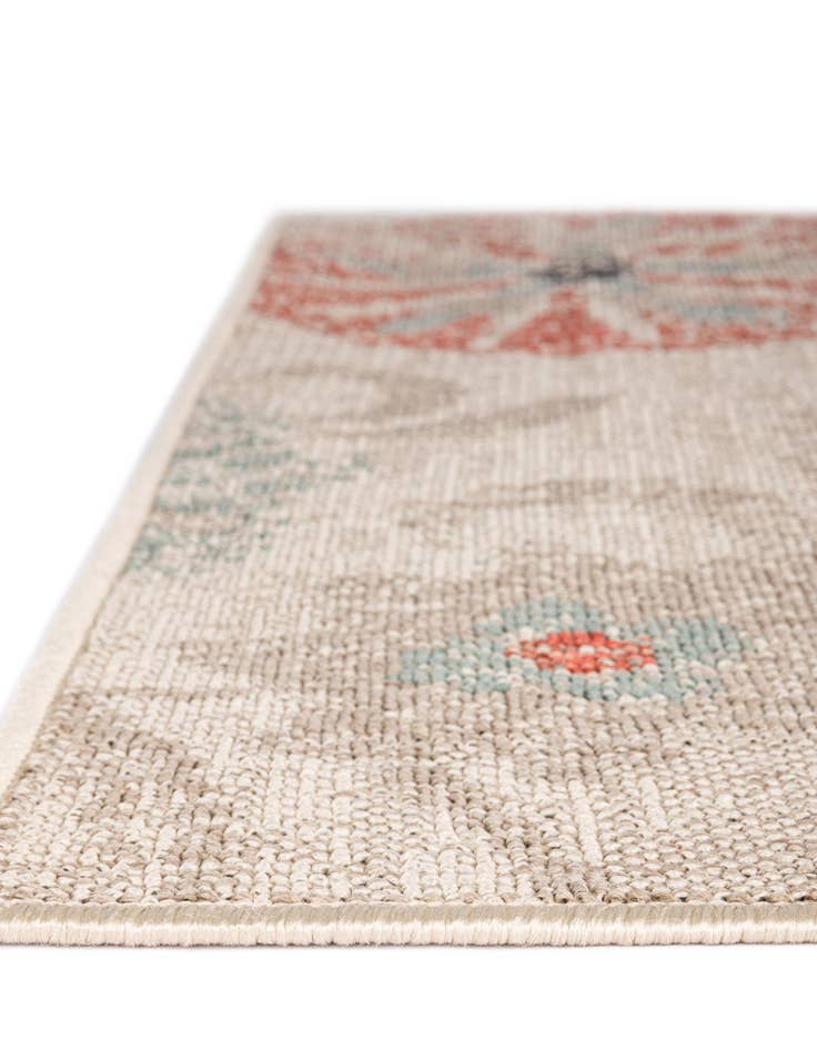 Detail image of  7' 10 x 7' 10  Washable Botanical Indoor / Outdoor Square Rug