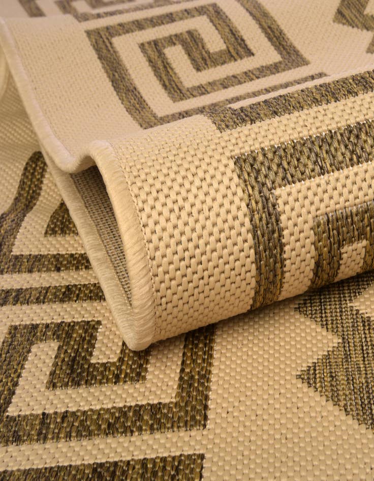 Detail image of  6' x 6'  Washable Lattice Indoor / Outdoor Square Rug