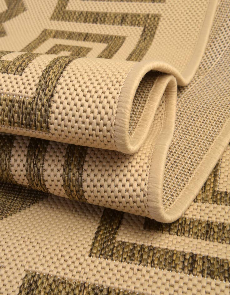 Detail image of  6' x 6'  Washable Lattice Indoor / Outdoor Square Rug