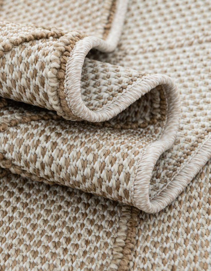 Detail image of  7' 10 x 7' 10  Washable Lattice Indoor / Outdoor Square Rug