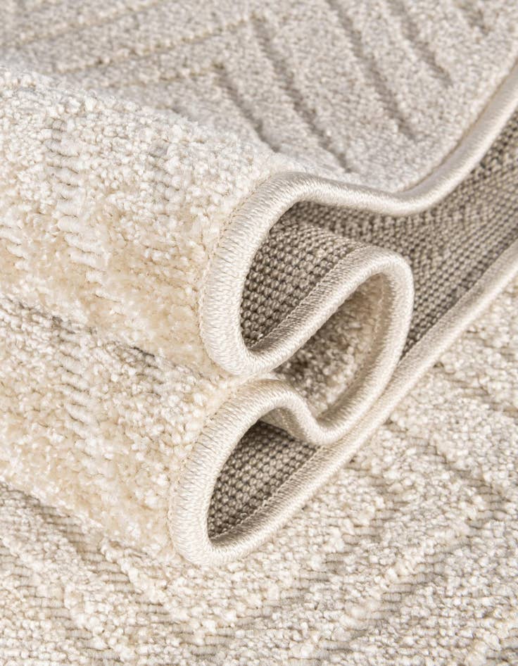 Detail image of  7' 10 x 7' 10  Washable Sabrina Soto Indoor / Outdoor Square Rug